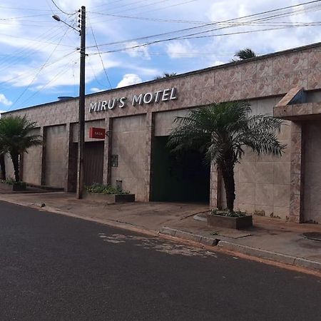 Miru'S Motel Rio Verde Exterior photo