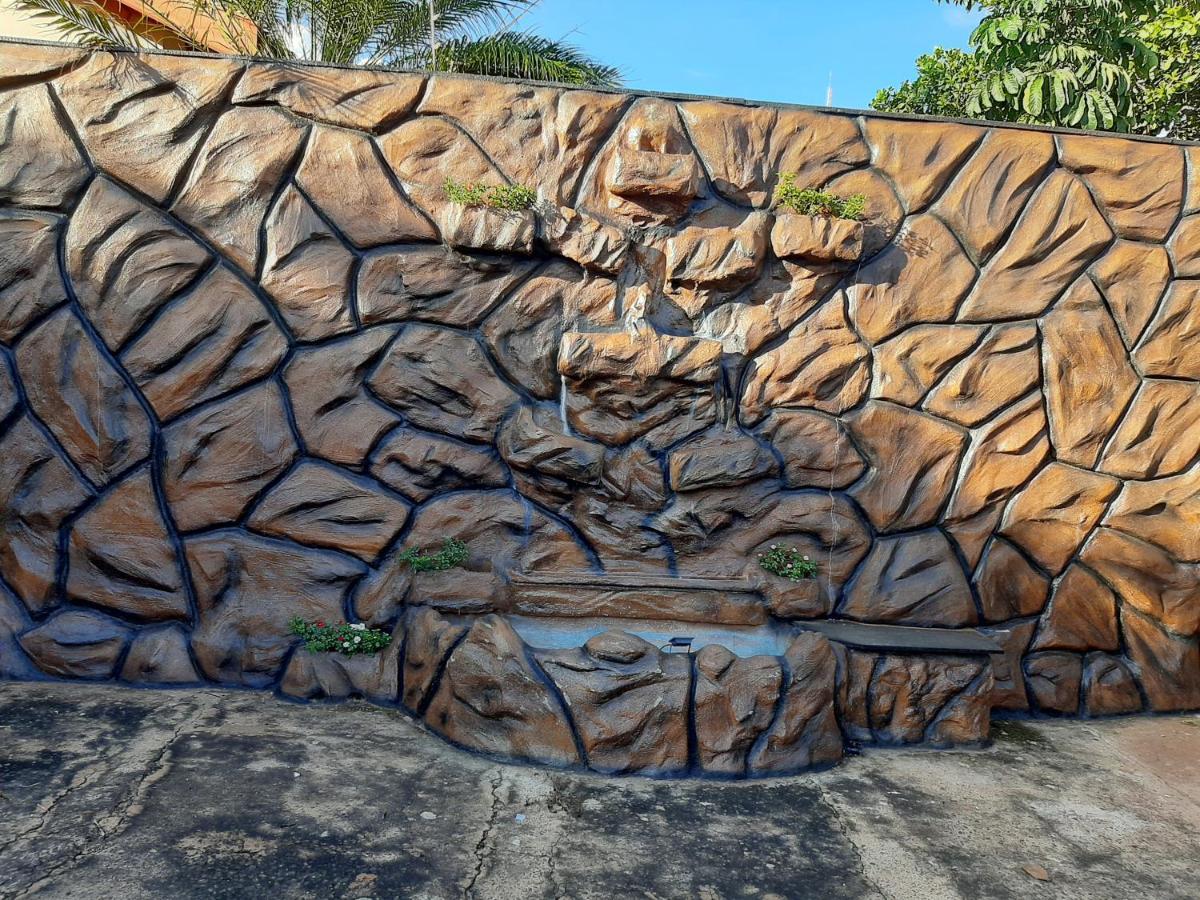 Miru'S Motel Rio Verde Exterior photo